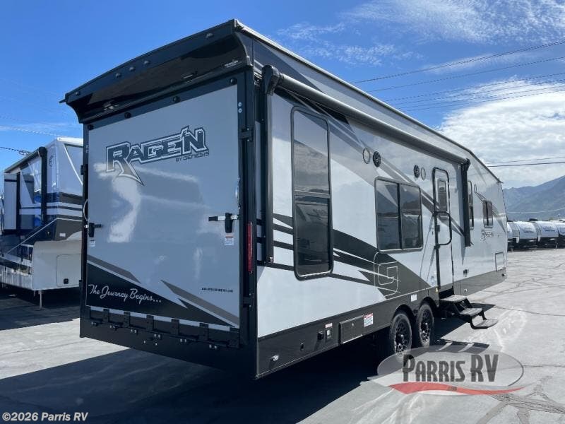 New 2027 Genesis Supreme Rage'n R2715FSXL available in Murray, Utah