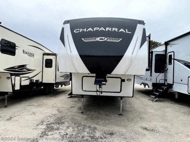 2023 Chaparral Lite 30BHS by Coachmen from Gerzeny
