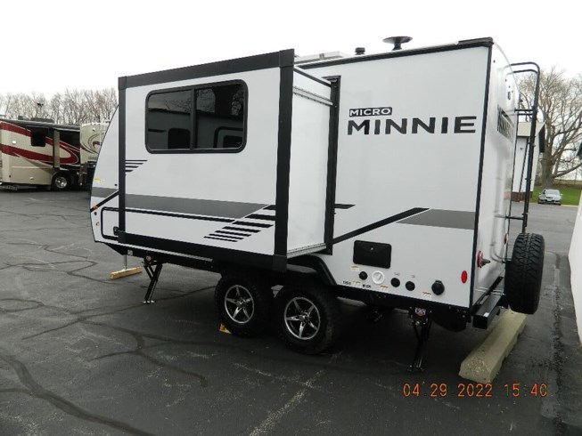 2022 Micro Minnie 1808FBS by Winnebago from Winnebago Motor Homes in Rockford, Illinois