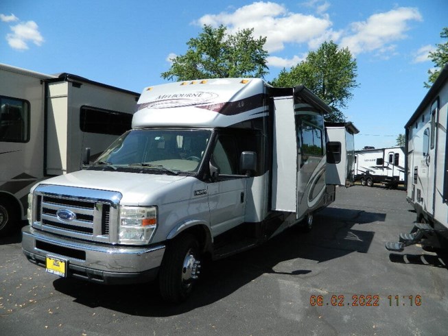 2009 Jayco Melbourne 26A - Used Class C For Sale by Winnebago Motor Homes in Rockford, Illinois features Refrigerator, Furnace, Generator, Power Roof Vent, Spare Tire Kit
