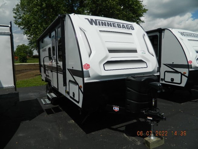 New 2022 Winnebago Micro Minnie 2108FBS available in Rockford, Illinois