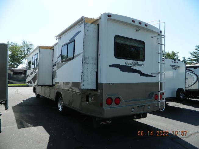 2006 Georgetown 340TS by Forest River from Winnebago Motor Homes in Rockford, Illinois