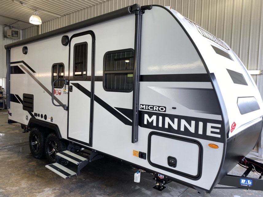 New 2023 Winnebago Micro Minnie 2108TB available in Rockford, Illinois