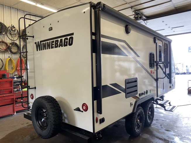 2024 Winnebago Micro Minnie 2108FBS - New Travel Trailer For Sale by Winnebago Motor Homes in Rockford, Illinois