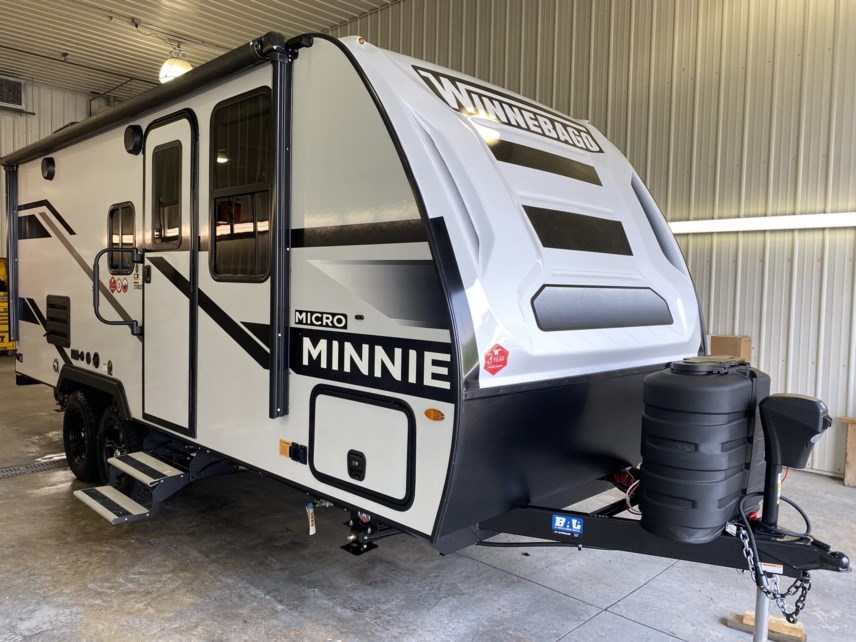 New 2024 Winnebago Micro Minnie 2108DS available in Rockford, Illinois