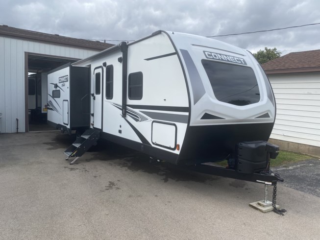 2022 K-Z Connect C292RDK - Used Travel Trailer For Sale by Winnebago Motor Homes in Rockford, Illinois