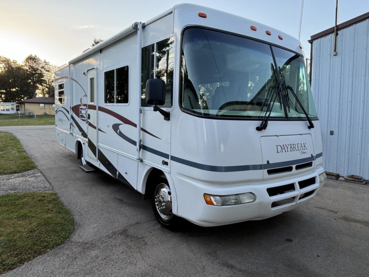 Used 2003 Damon Daybreak 2750LE available in Rockford, Illinois