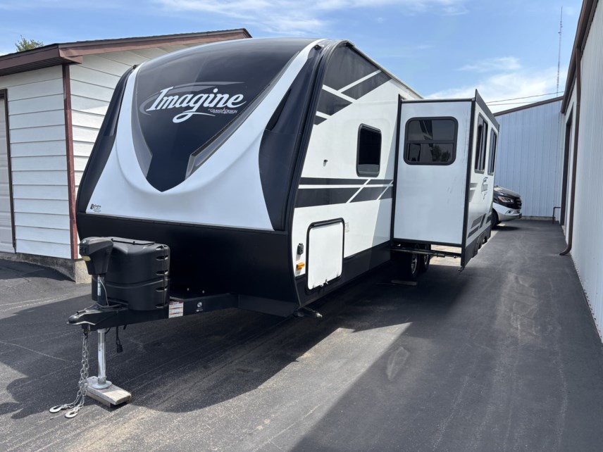 Used 2019 Grand Design Imagine 2600RB available in Rockford, Illinois