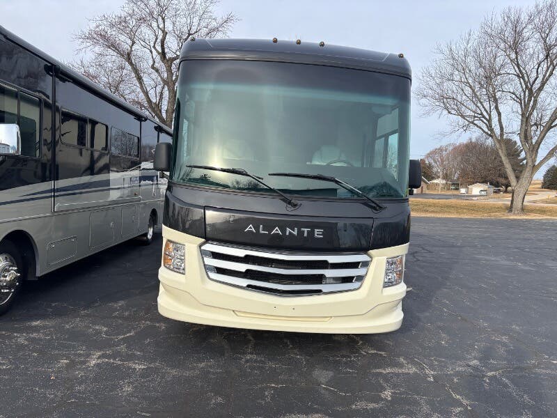 2022 Alante 27A by Jayco from Winnebago Motor Homes in Rockford, Illinois