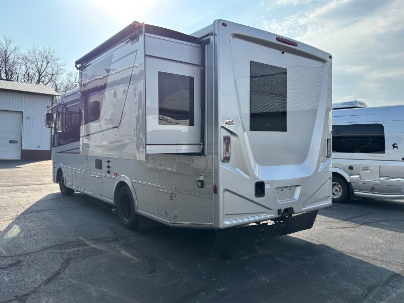 Used 2024 Coachmen Euro 25EU available in Rockford, Illinois