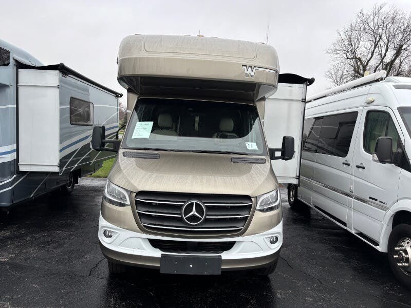 2024 Winnebago View 24D - Used Class C For Sale by Winnebago Motor Homes in Rockford, Illinois
