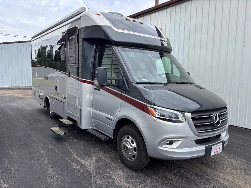 2026 View 24R by Winnebago from Winnebago Motor Homes in Rockford, Illinois