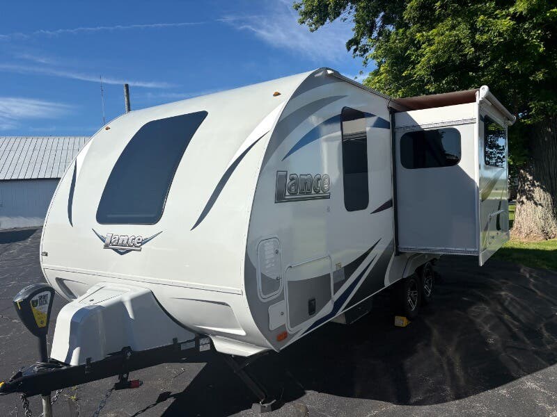 2020 Lance 1995 by Lance from Winnebago Motor Homes in Rockford, Illinois