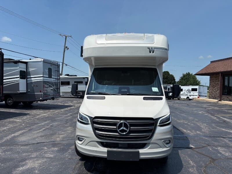 2027 Winnebago View 24R - New Class C For Sale by Winnebago Motor Homes in Rockford, Illinois