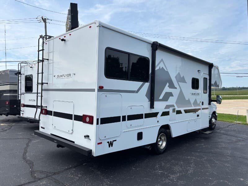 New 2027 Winnebago Sunflyer 24GG available in Rockford, Illinois