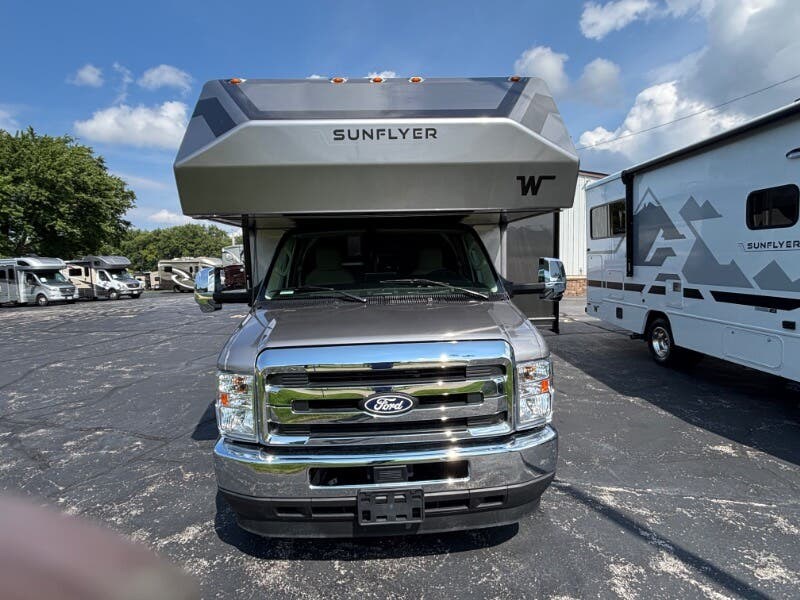 2027 Sunflyer 326FE by Winnebago from Winnebago Motor Homes in Rockford, Illinois