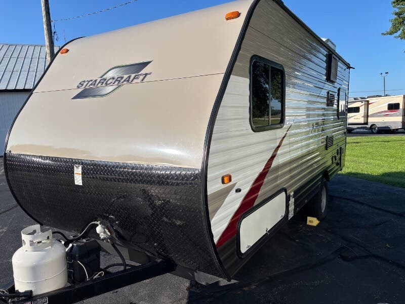 2016 AR-ONE 17RD by Starcraft from Winnebago Motor Homes in Rockford, Illinois
