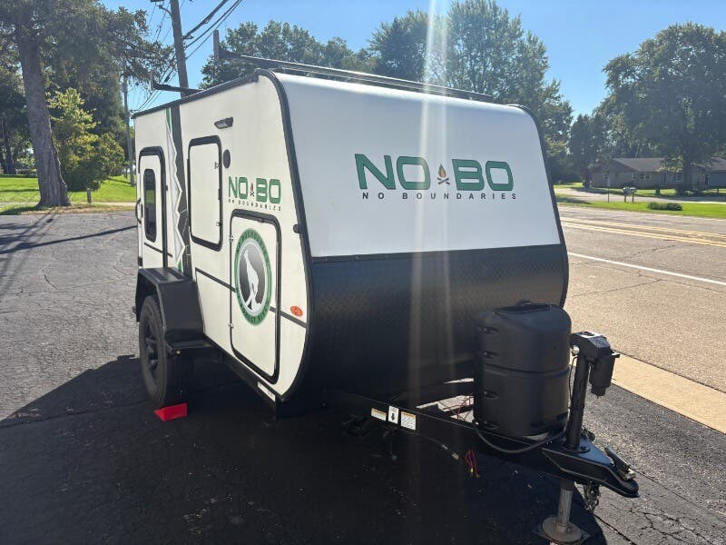 2019 Forest River No Boundaries 10 Series 10.6 - Used Toy Hauler For Sale by Winnebago Motor Homes in Rockford, Illinois