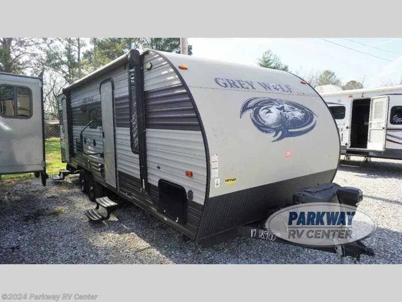 2017 Forest River Cherokee Grey Wolf 23DBH RV for Sale in Ringgold, GA 30736 | 5493 | RVUSA.com 2017 Forest River Cherokee Grey Wolf 23dbh