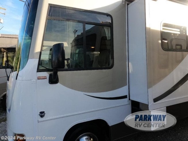 2010 Sunstar 30W by Itasca from Parkway RV Center in Ringgold, Georgia