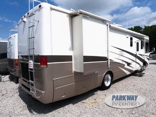 2002 Tradewinds 370 LE by National RV from Parkway RV Center in Ringgold, Georgia