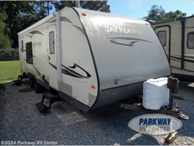 Used 2013 Jayco Jay Feather Ultra Lite 242 available in Ringgold, Georgia