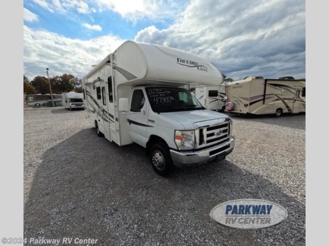 2012 Freedom Elite 26E by Thor Motor Coach from Parkway RV Center in Ringgold, Georgia