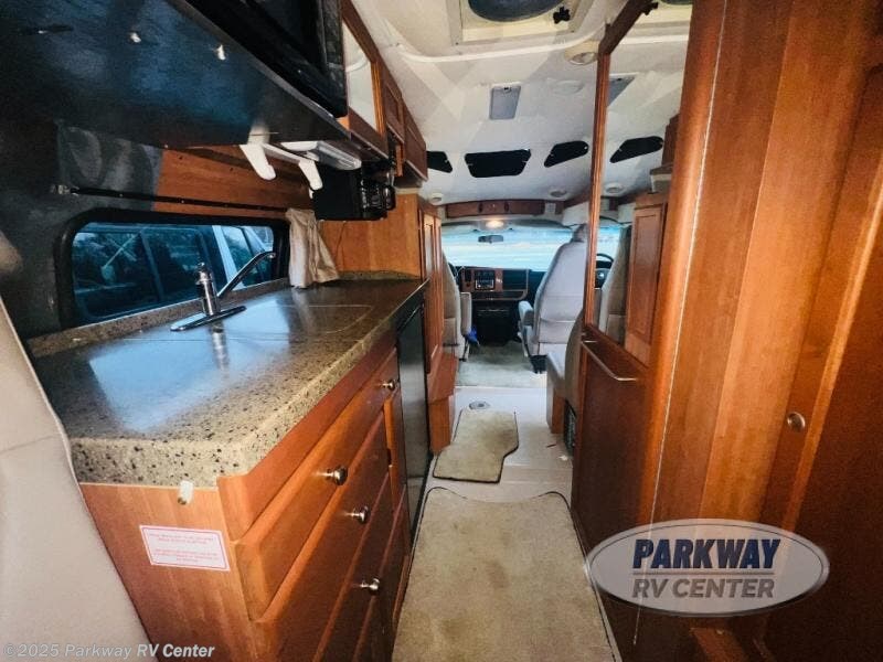 2008 Roadtrek Roadtrek 210 Versatile 210Versatile RV for Sale in