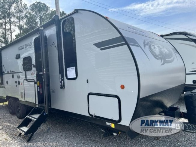 2021 Cherokee Grey Wolf Black Label 26DBHBL by Forest River from Parkway RV Center in Ringgold, Georgia