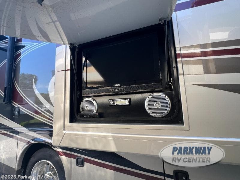Used 2013 Thor Motor Coach Challenger 37DT available in Ringgold, Georgia
