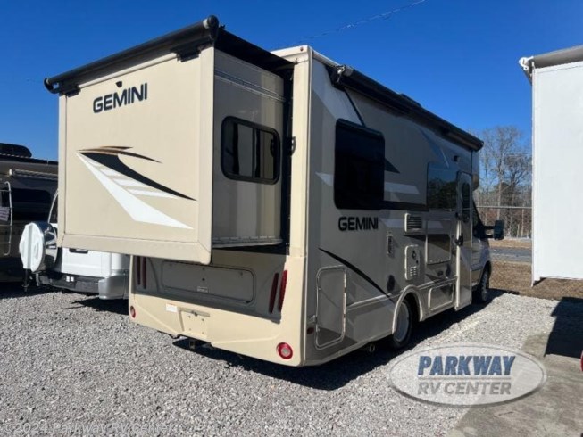 2017 Gemini 23TR by Thor Motor Coach from Parkway RV Center in Ringgold, Georgia