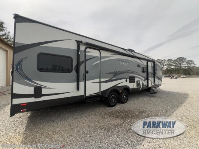 2016 XLR Hyper Lite 29HFS by Forest River from Parkway RV Center in Ringgold, Georgia