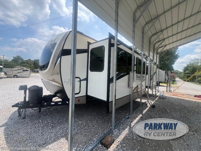 Used 2022 Forest River Salem Hemisphere 270FKS available in Ringgold, Georgia