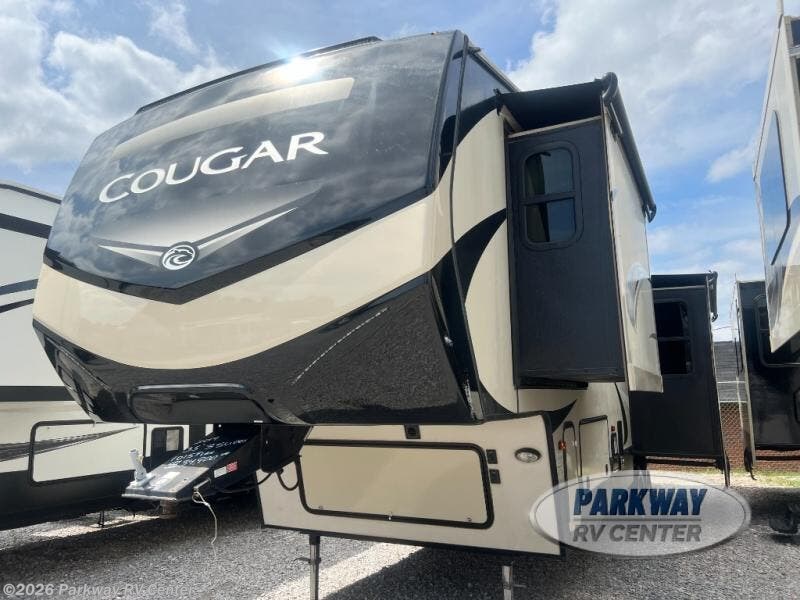 2019 Cougar 310RLS by Keystone from Parkway RV Center in Ringgold, Georgia