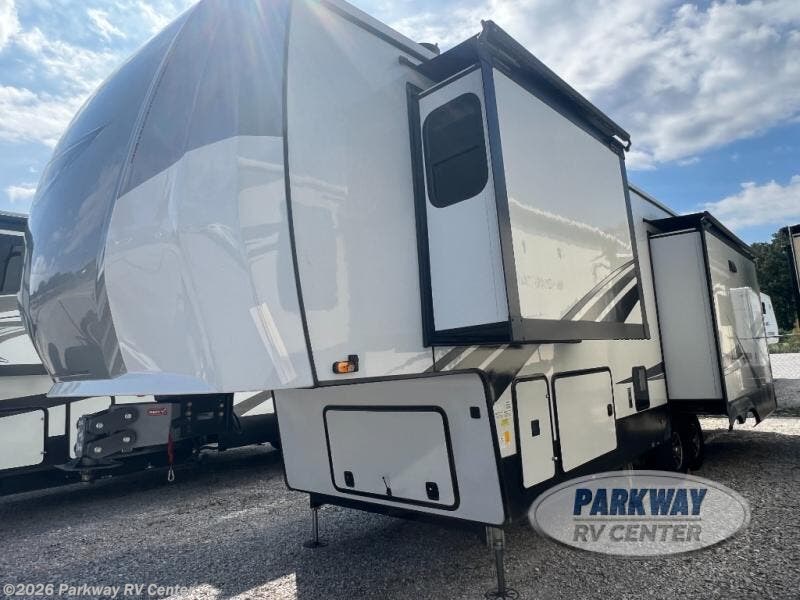 2021 Sierra 321RL by Forest River from Parkway RV Center in Ringgold, Georgia