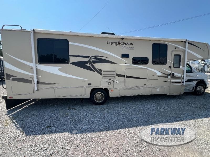 2015 Leprechaun 319DS Ford 450 by Coachmen from Parkway RV Center in Ringgold, Georgia