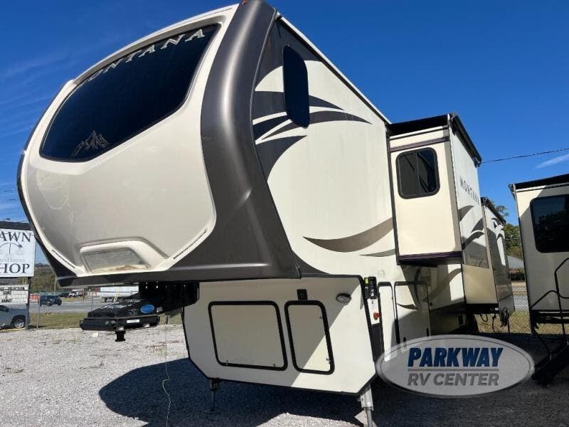 2017 Montana 3921 FB by Keystone from Parkway RV Center in Ringgold, Georgia