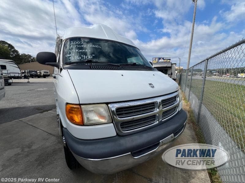 Used 2002 Leisure Travel Discovery Discovery available in Ringgold, Georgia