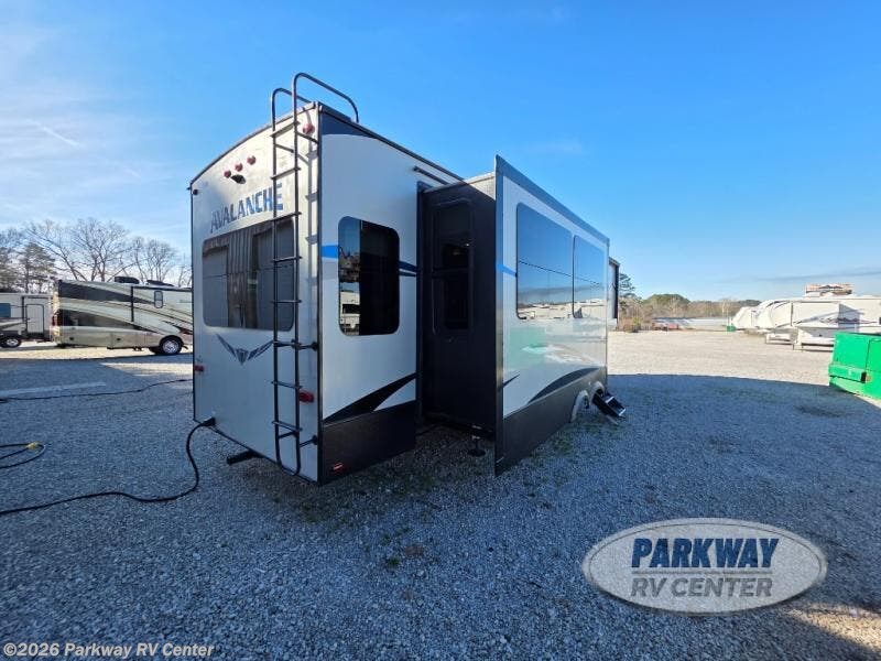 Used 2020 Keystone Avalanche 321RS available in Ringgold, Georgia