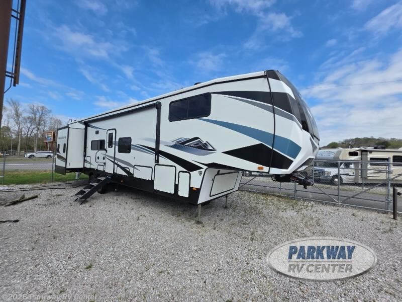 2022 Milestone 386BH by Heartland from Parkway RV Center in Ringgold, Georgia