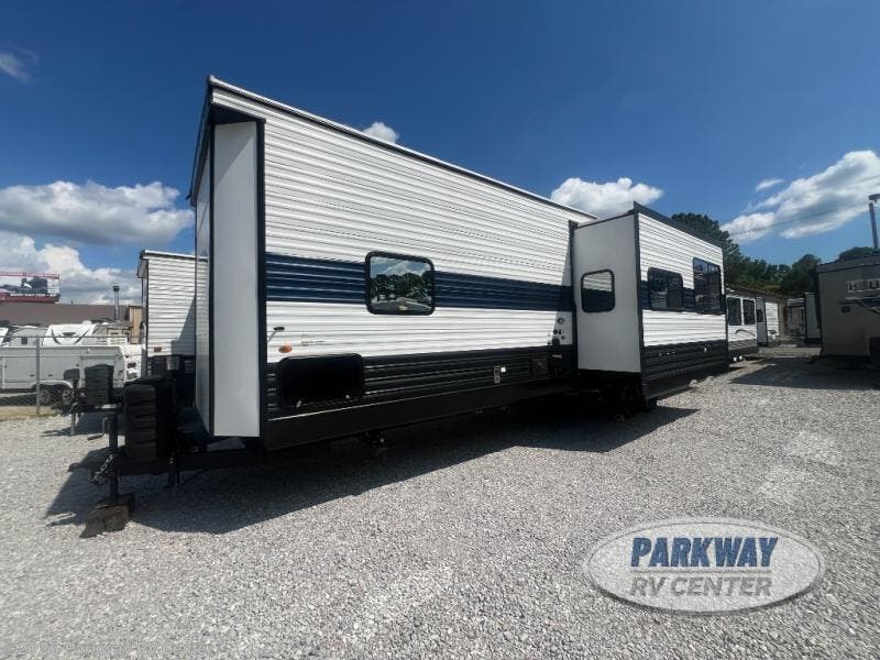 2023 Timberwolf 39TN by Forest River from Parkway RV Center in Ringgold, Georgia