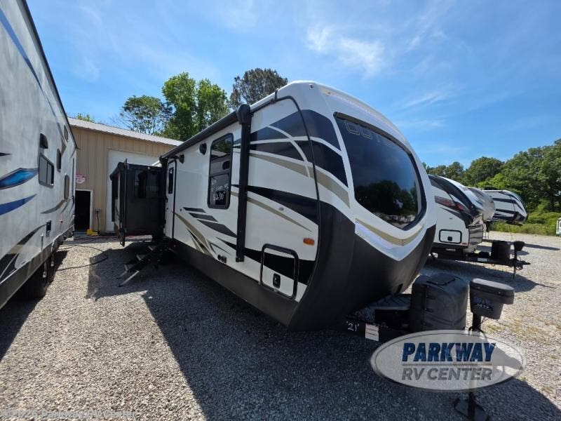 2021 Outback 328RL by Keystone from Parkway RV Center in Ringgold, Georgia