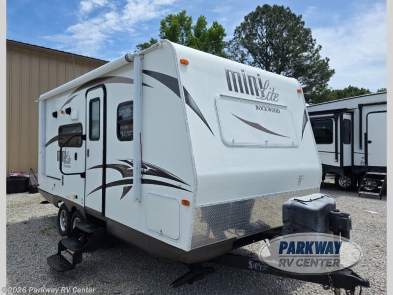 2014 Rockwood Mini Lite 2104S by Forest River from Parkway RV Center in Ringgold, Georgia