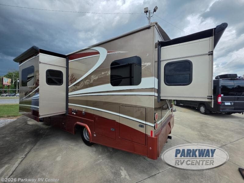 Used 2018 Dynamax Corp isata 3 24RW available in Ringgold, Georgia