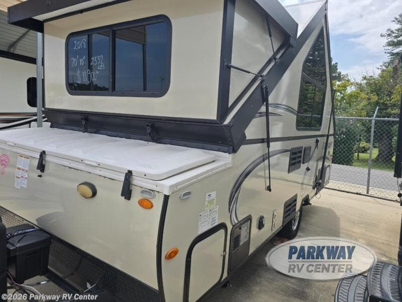 2018 Flagstaff Hard Side High Wall Series 21TBHW by Forest River from Parkway RV Center in Ringgold, Georgia
