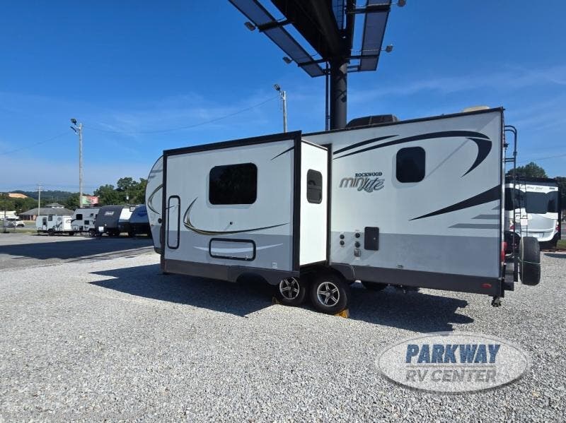 2019 Rockwood Mini Lite 2509S by Forest River from Parkway RV Center in Ringgold, Georgia