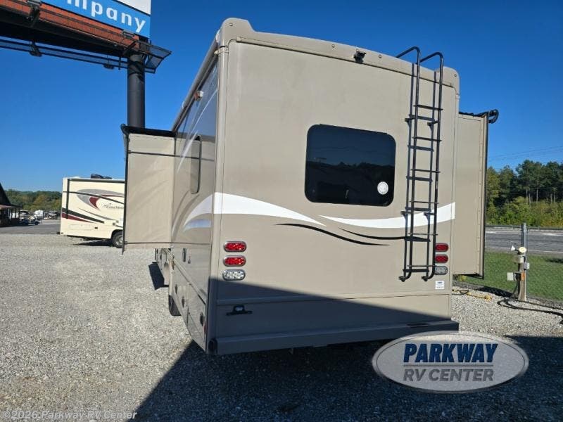 Used 2017 Holiday Rambler Vesta 31U available in Ringgold, Georgia