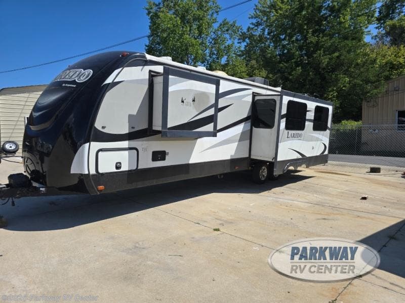2016 Laredo 294RK by Keystone from Parkway RV Center in Ringgold, Georgia