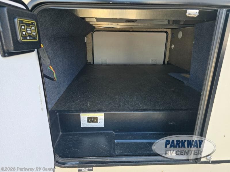 Used 2018 Prime Time Crusader 322RES available in Ringgold, Georgia
