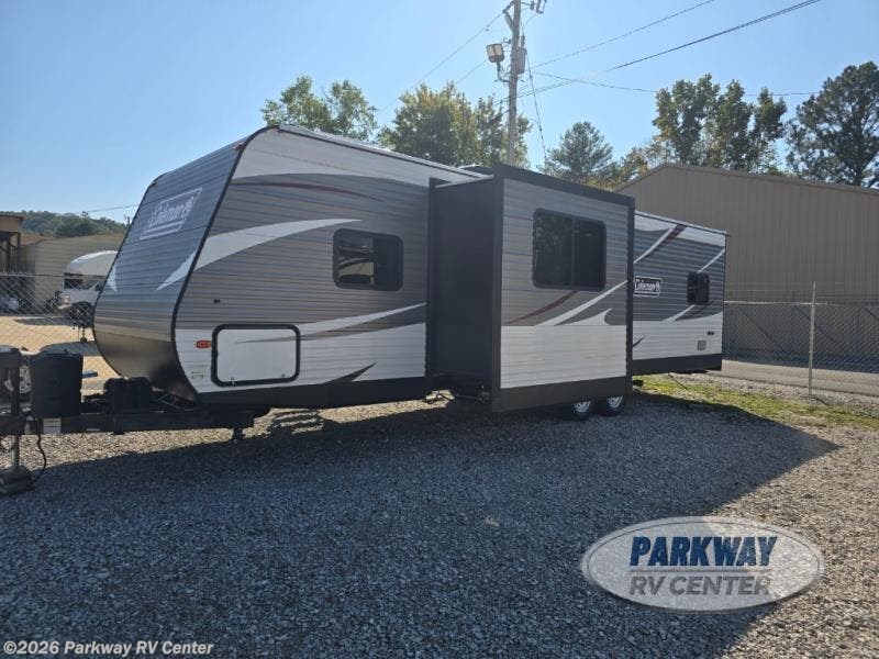 2019 Lantern Series 300TQ by Coleman from Parkway RV Center in Ringgold, Georgia